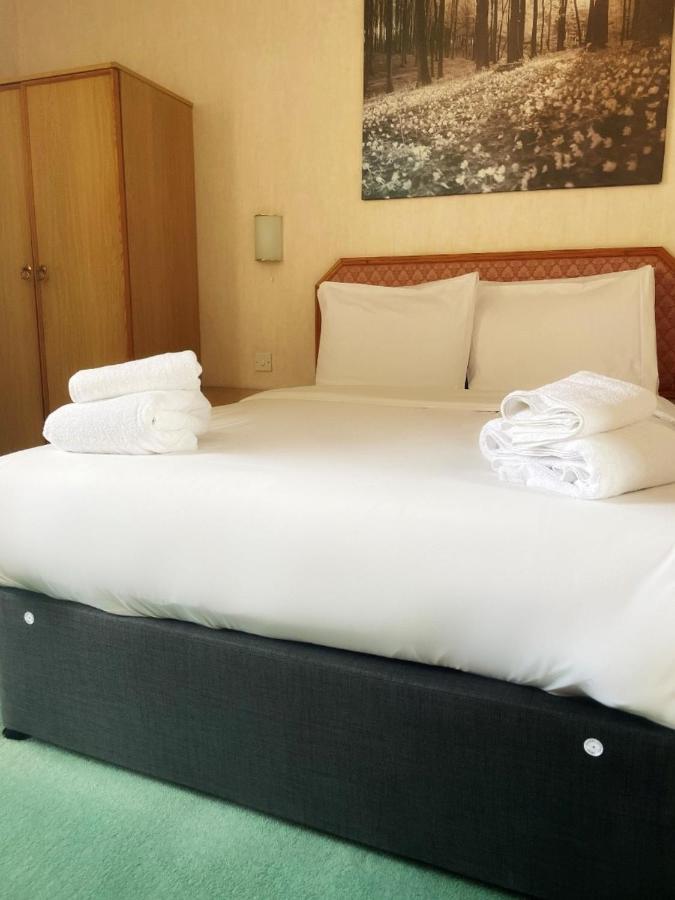 The Grand Hotel พอร์ตทัลบอต ภายนอก รูปภาพ